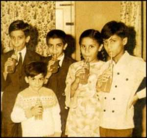 Shahrukh Khan childhood pictures 7