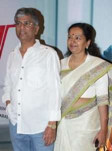 Ilayathalapathy Vijay parents father S A Chandrasekhar and mother Shoba Chandrasekhar