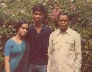 R. Madhavan parents father  Ranganathan and mother Saroja