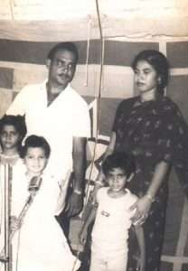 Actress Simran parents father Ashok Naval and mother Sharda