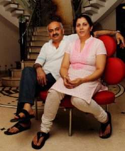 Gautam-Gambhir-Parents-father-Deepak-Gambhir-mother-Seema-Gambhir.